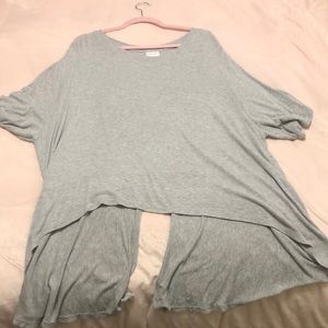 Oversized grey T-shirt